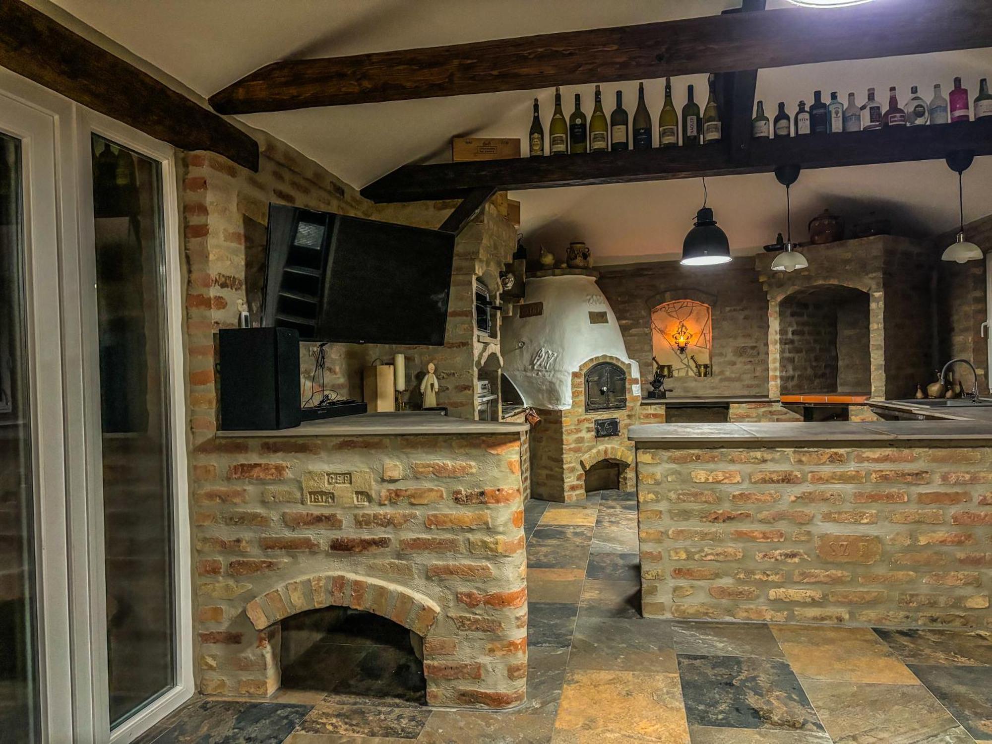 Dioliget Cottage Sárvár Exteriör bild